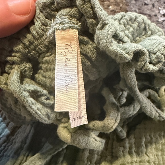 Baby romper 12-18 mos (5425) - Picture 3 of 3